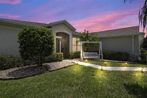 A home in LAKELAND