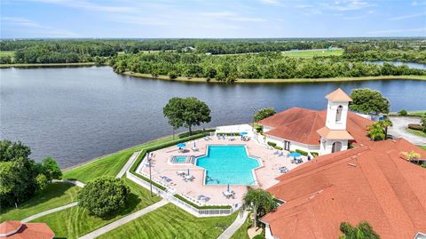 A home in LAKELAND