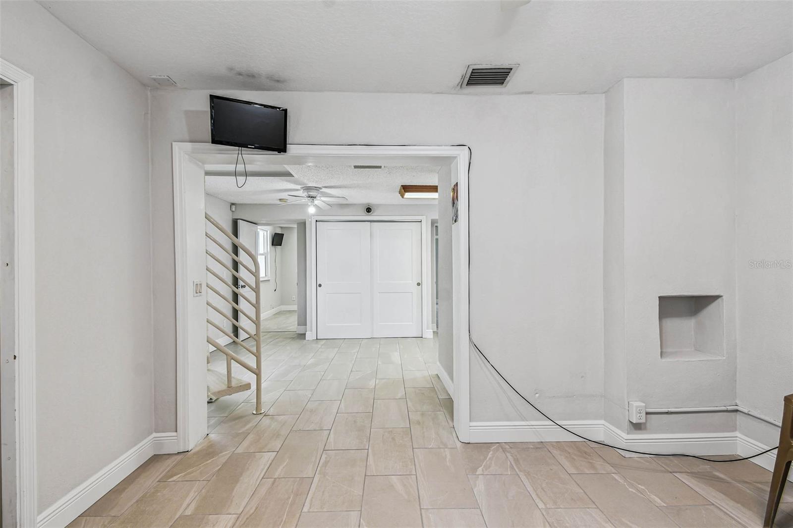 HARBOR SHORES 1ST ADD - Residential