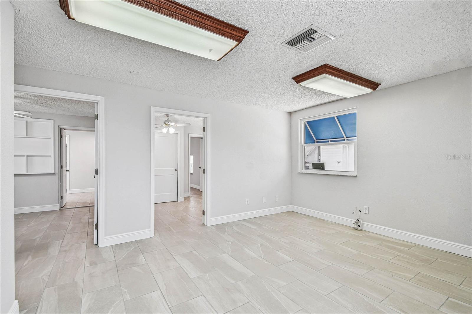 HARBOR SHORES 1ST ADD - Residential