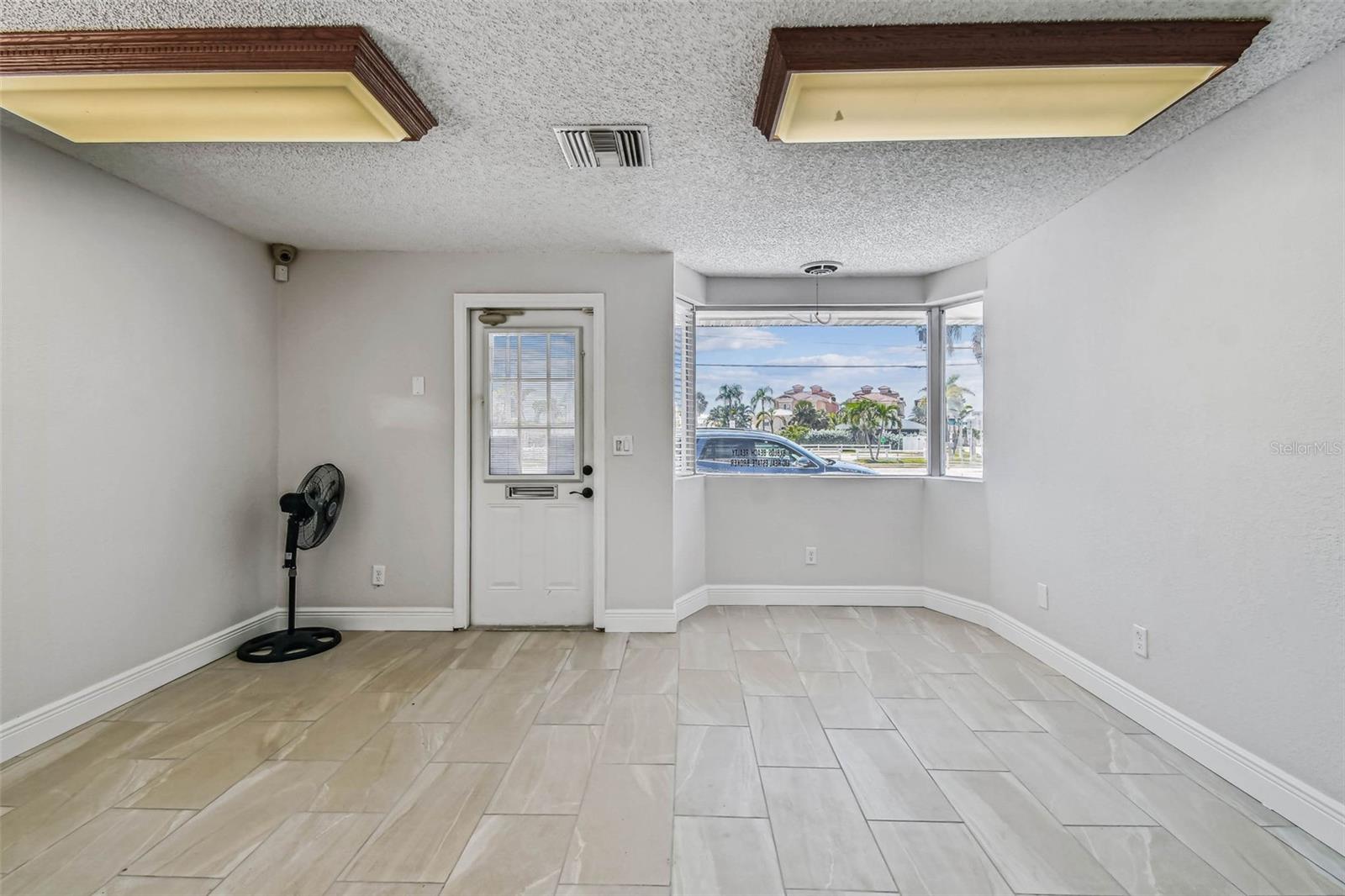 HARBOR SHORES 1ST ADD - Residential