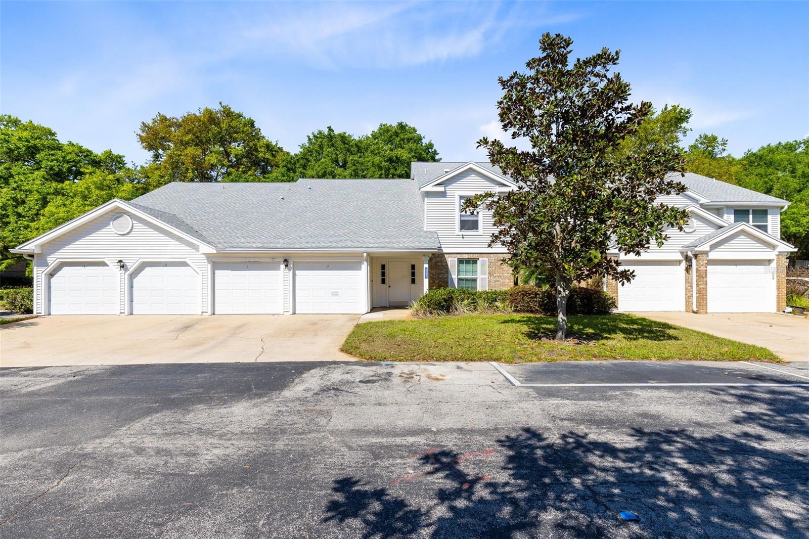 COACH HOMES AT MARINERS VILLAGE - Residential