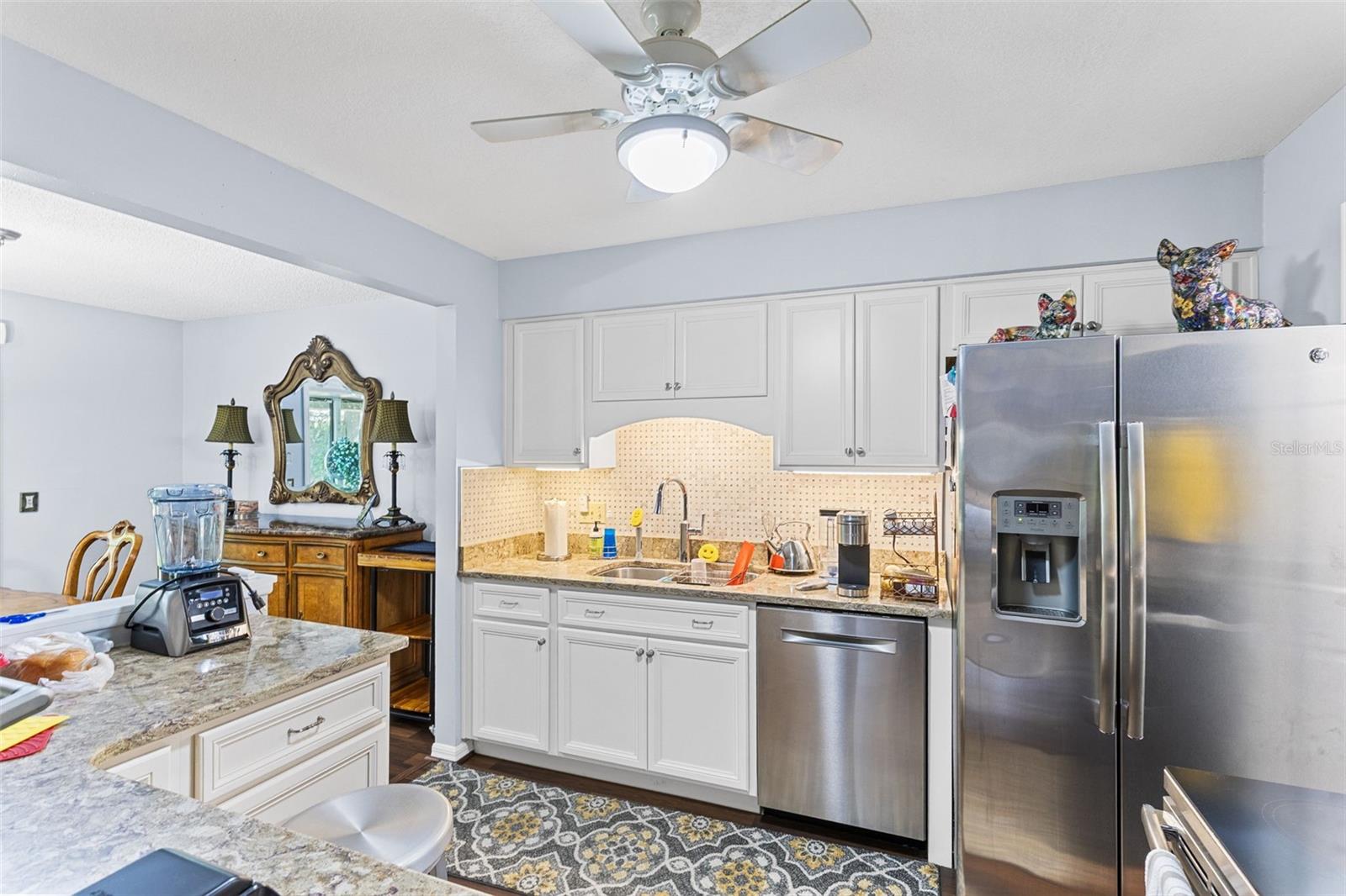 COACH HOMES AT MARINERS VILLAGE - Residential