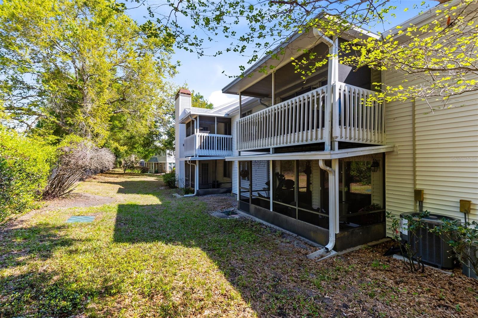 COACH HOMES AT MARINERS VILLAGE - Residential