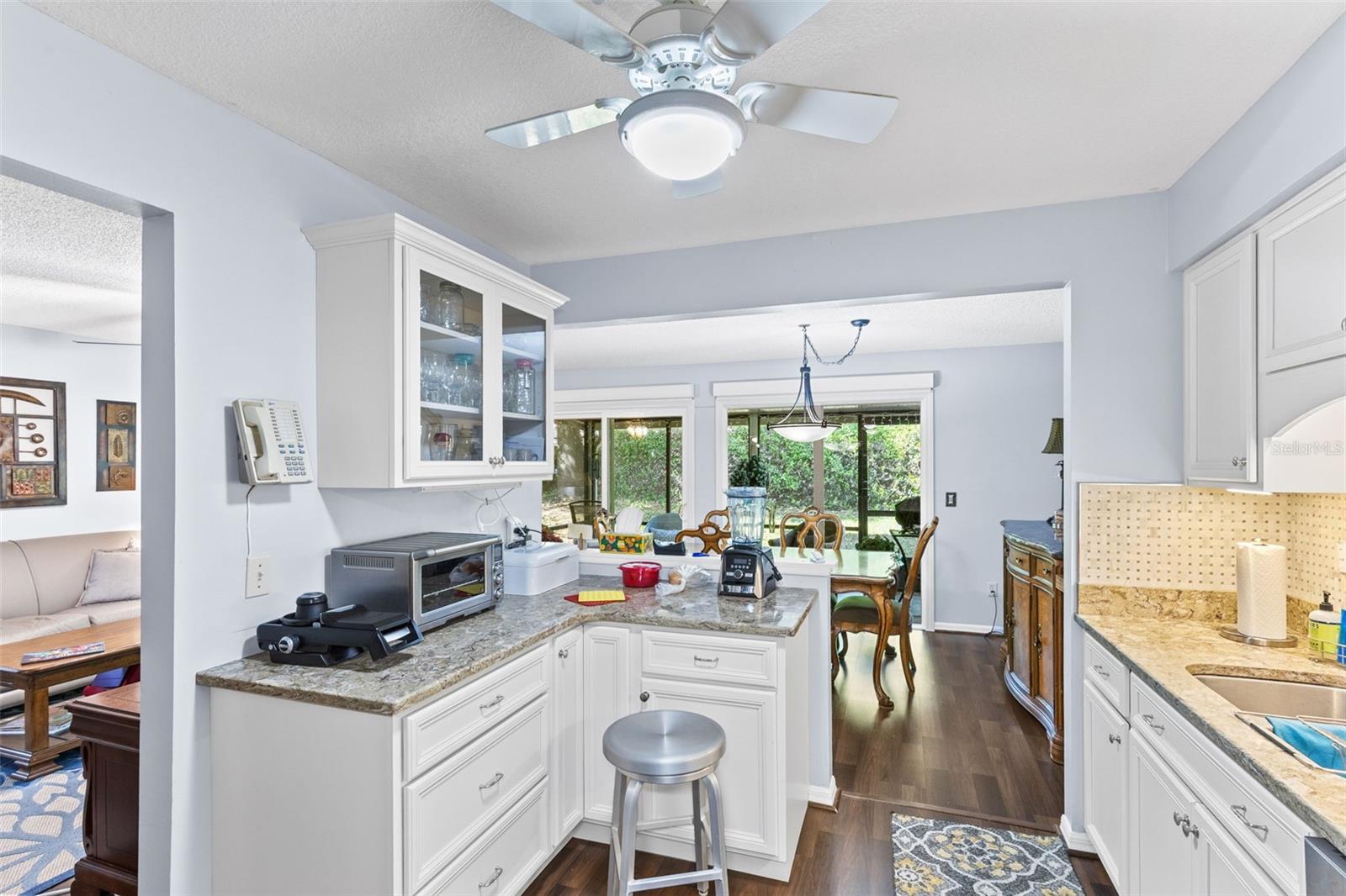 COACH HOMES AT MARINERS VILLAGE - Residential