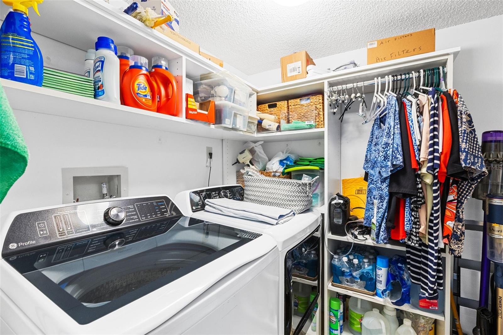 COACH HOMES AT MARINERS VILLAGE - Residential