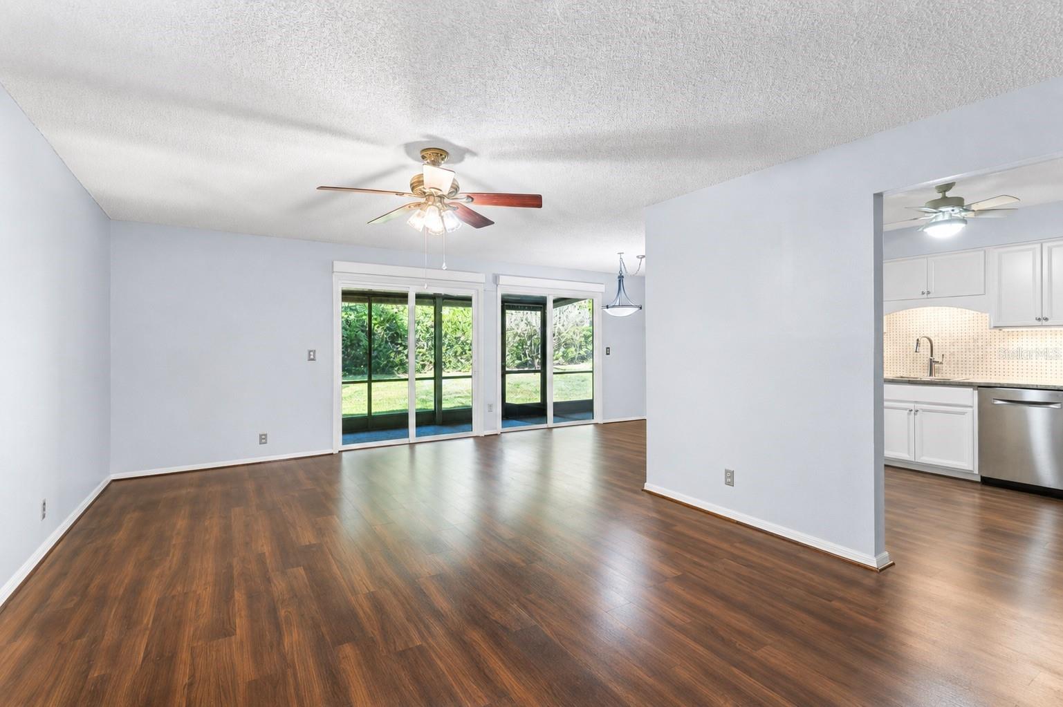 2246 COACH HOUSE BOULEVARD 504