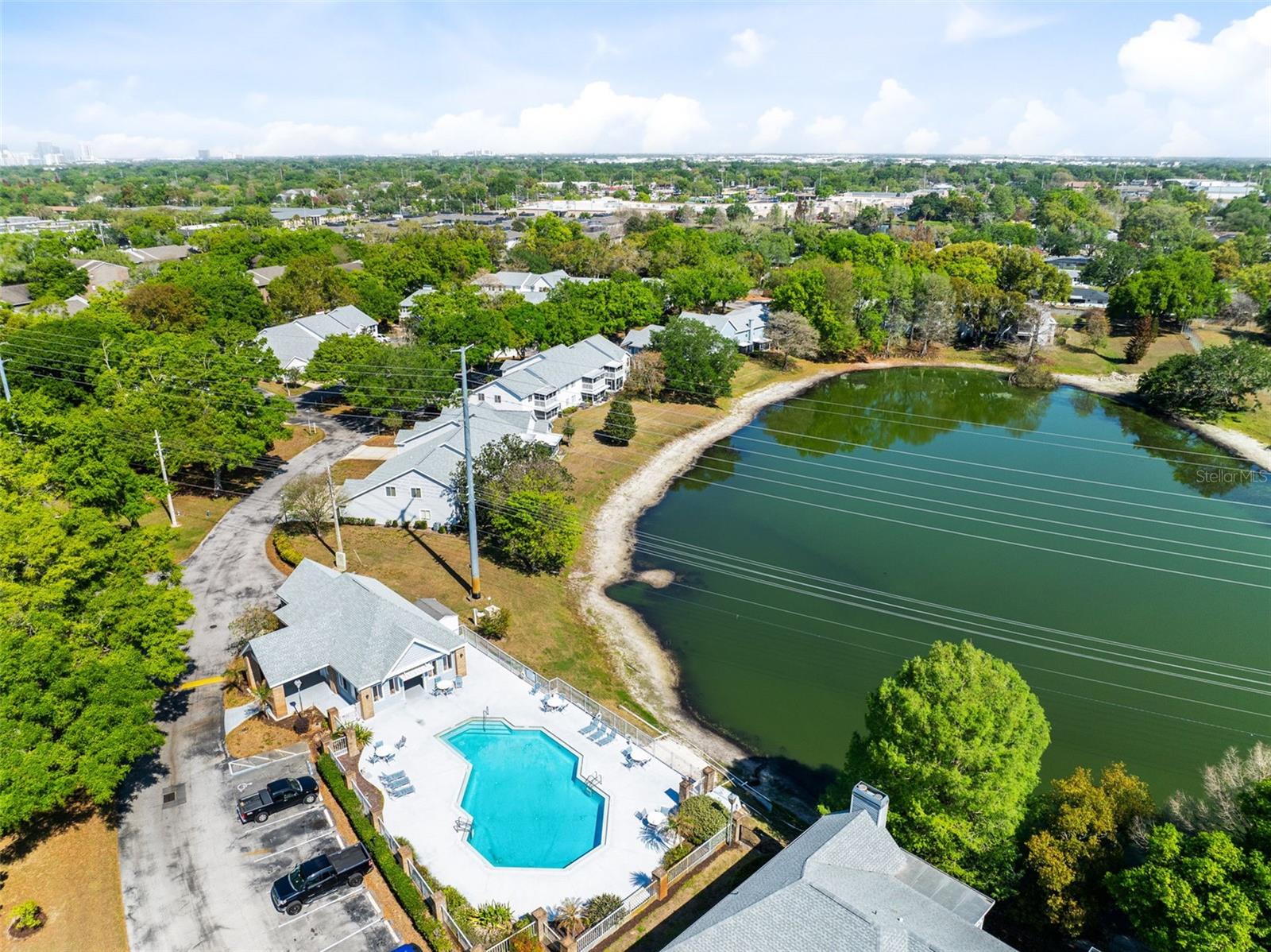 COACH HOMES AT MARINERS VILLAGE - Residential