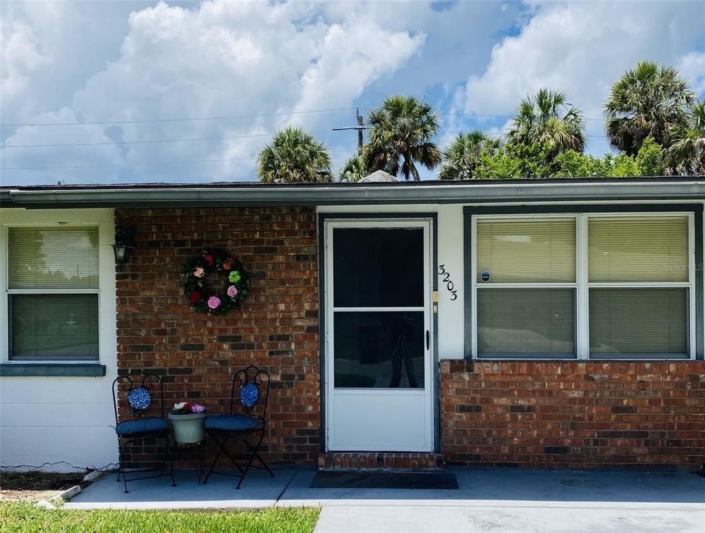 Photo of 3203 8TH AVENUE E, PALMETTO, FL 34221 (MLS # T3464906)