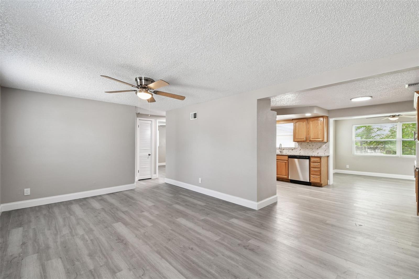 BEACON SQUARE - Residential