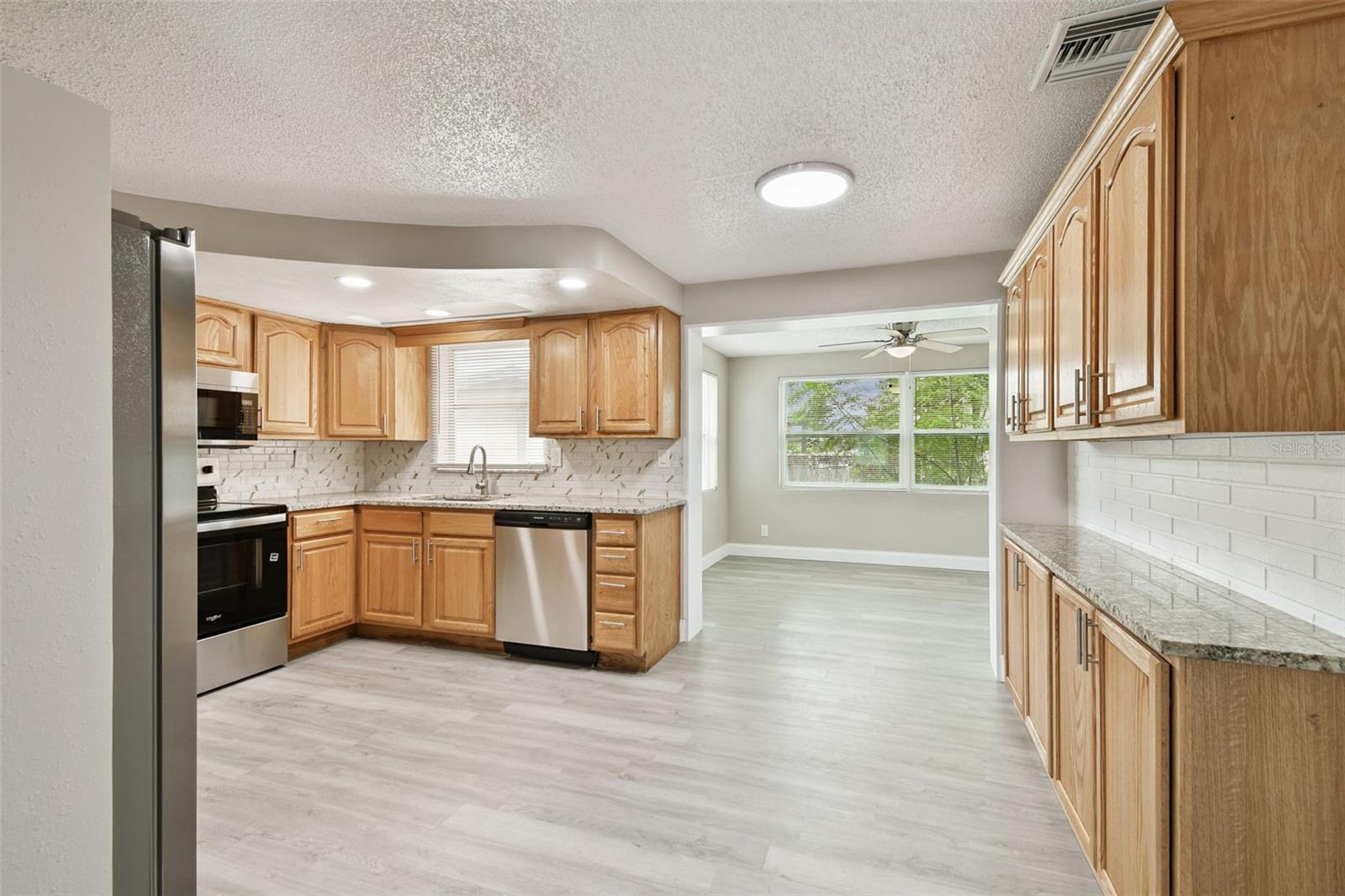 BEACON SQUARE - Residential