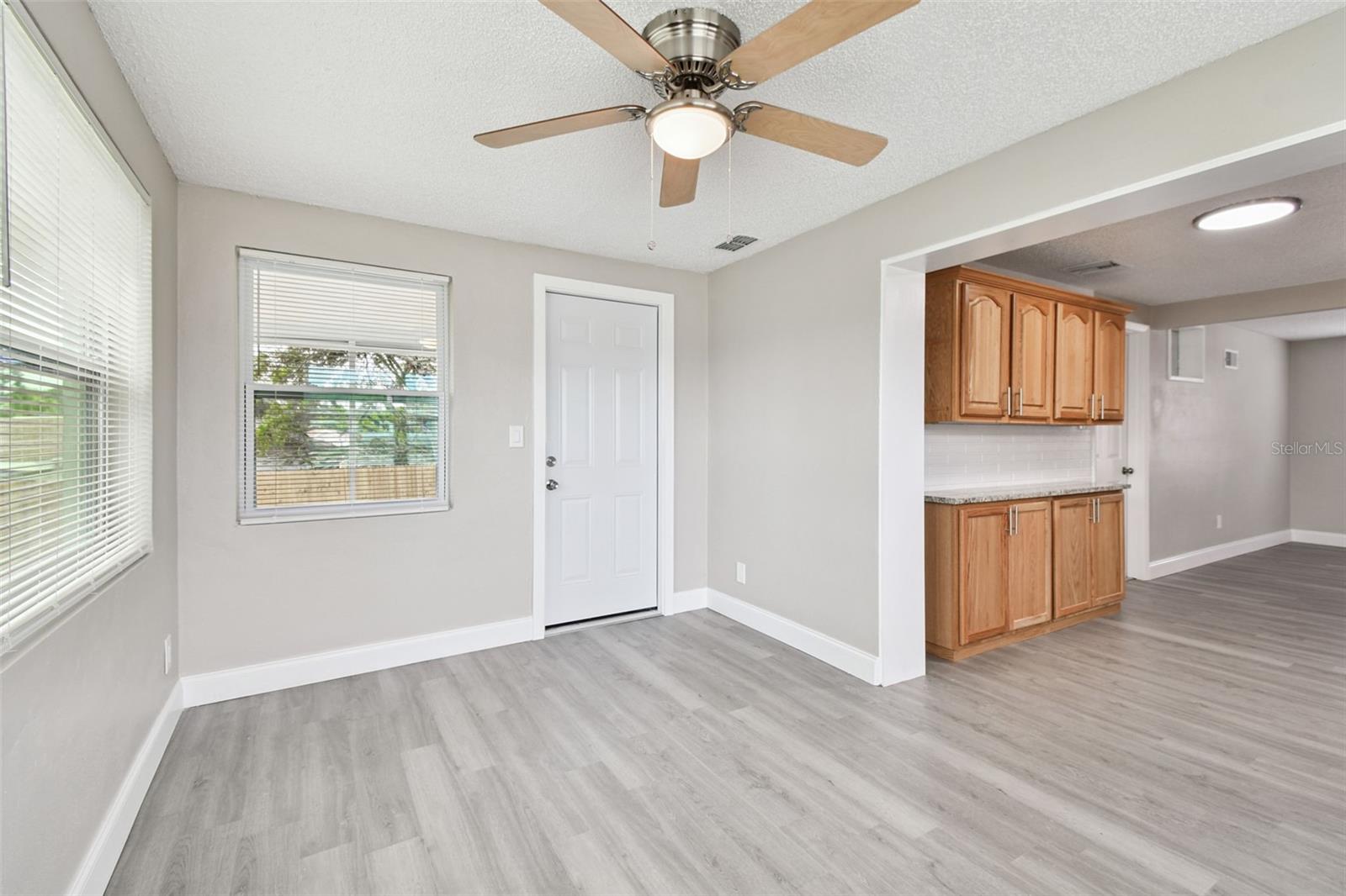 BEACON SQUARE - Residential