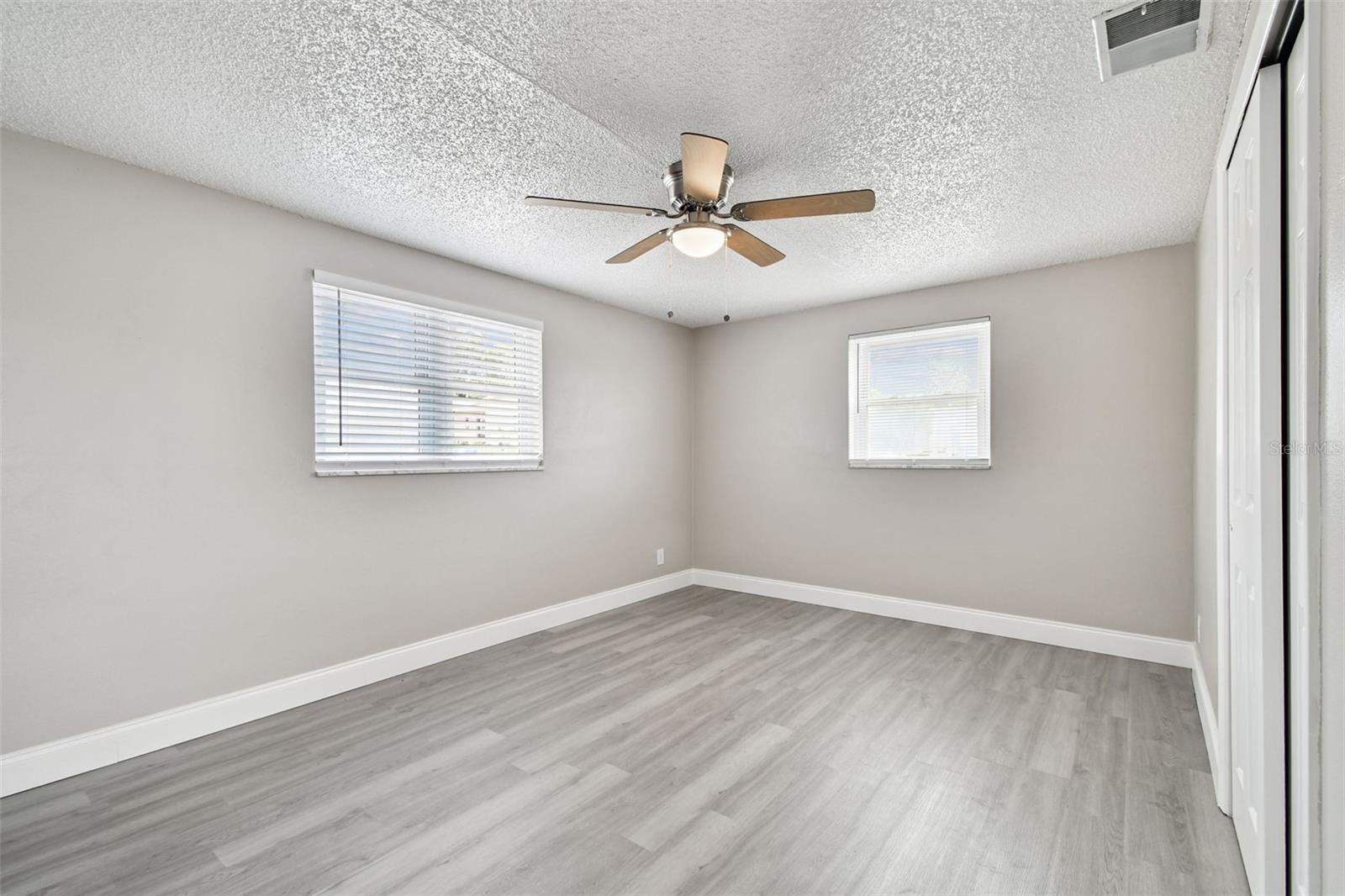 BEACON SQUARE - Residential
