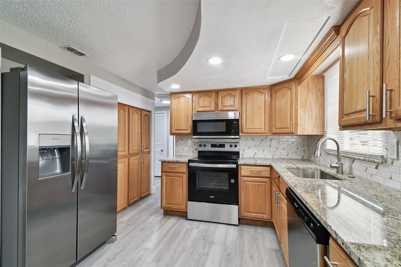 BEACON SQUARE - Residential