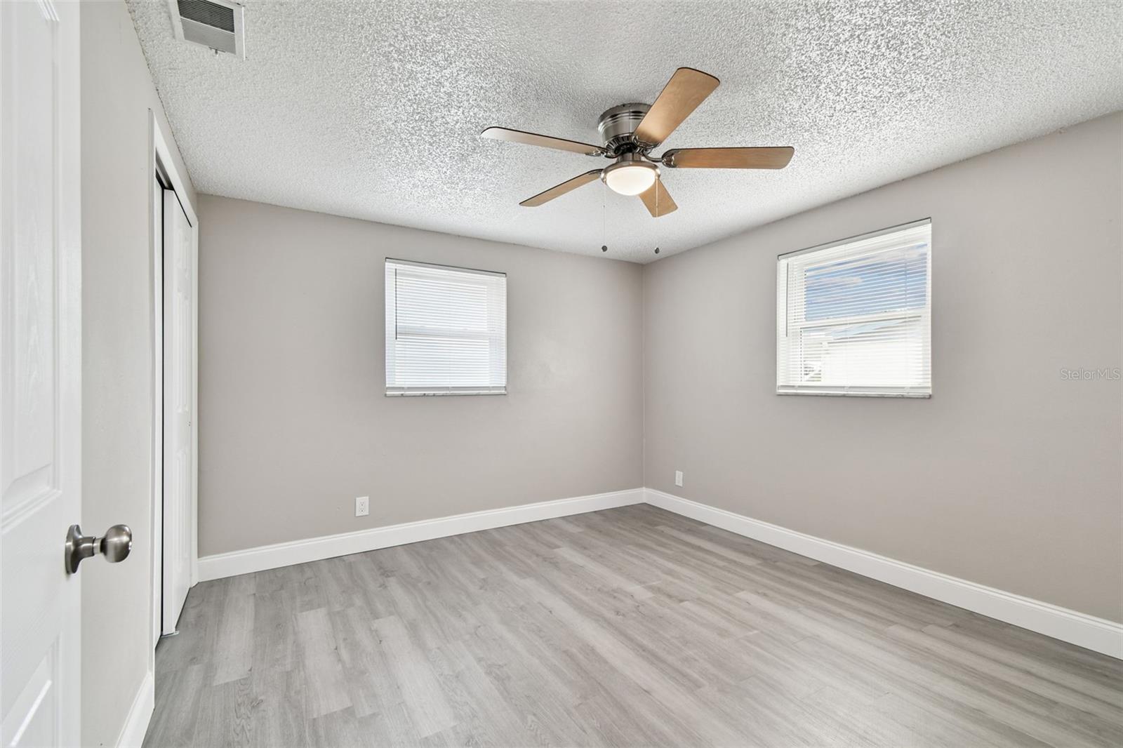 BEACON SQUARE - Residential