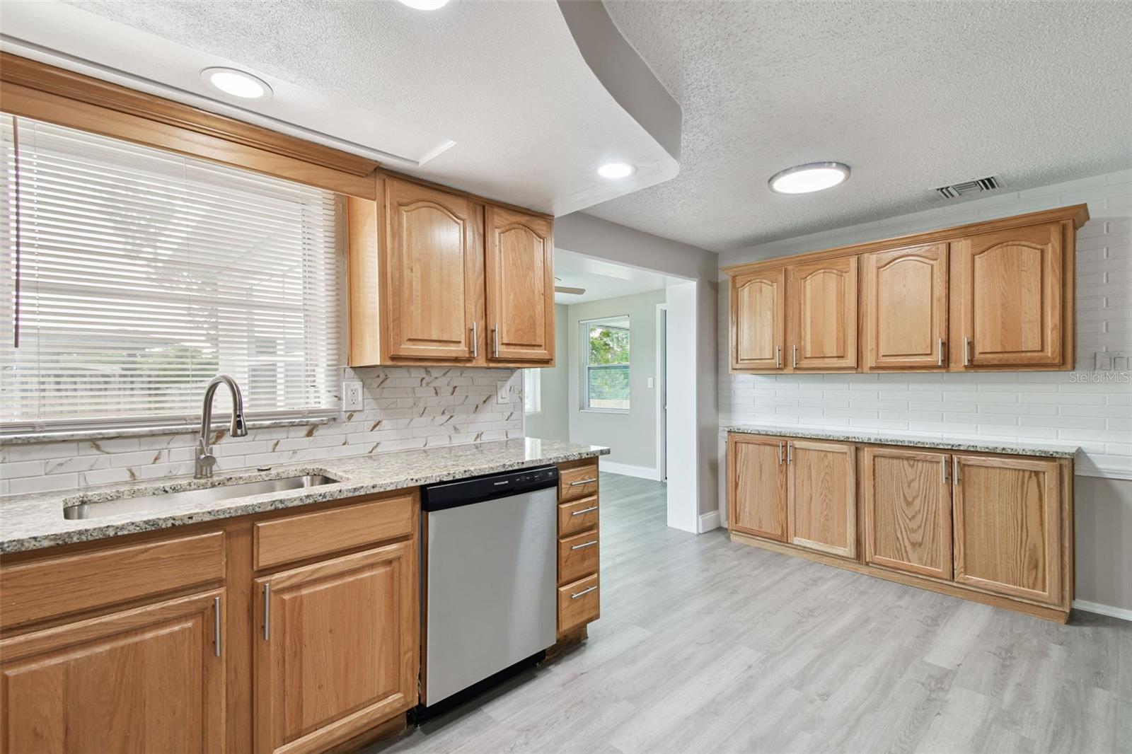 BEACON SQUARE - Residential