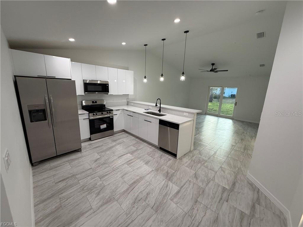 HRBR HEIGHTS - Residential Income