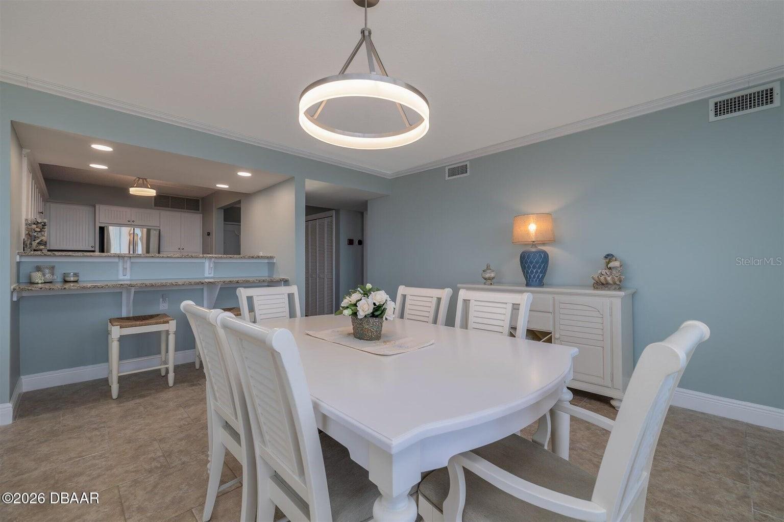 HORIZONS CONDO - Residential