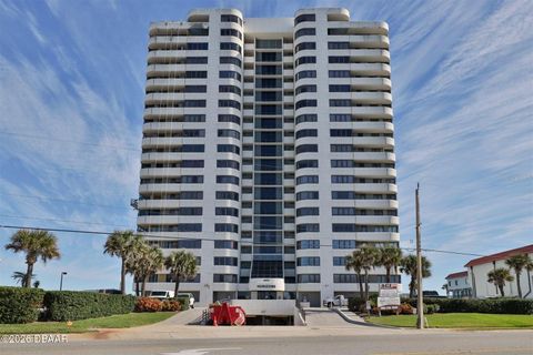 Photo of 1420 N Atlantic Avenue #1601, Daytona Beach, FL 32118 (MLS # V4947111)