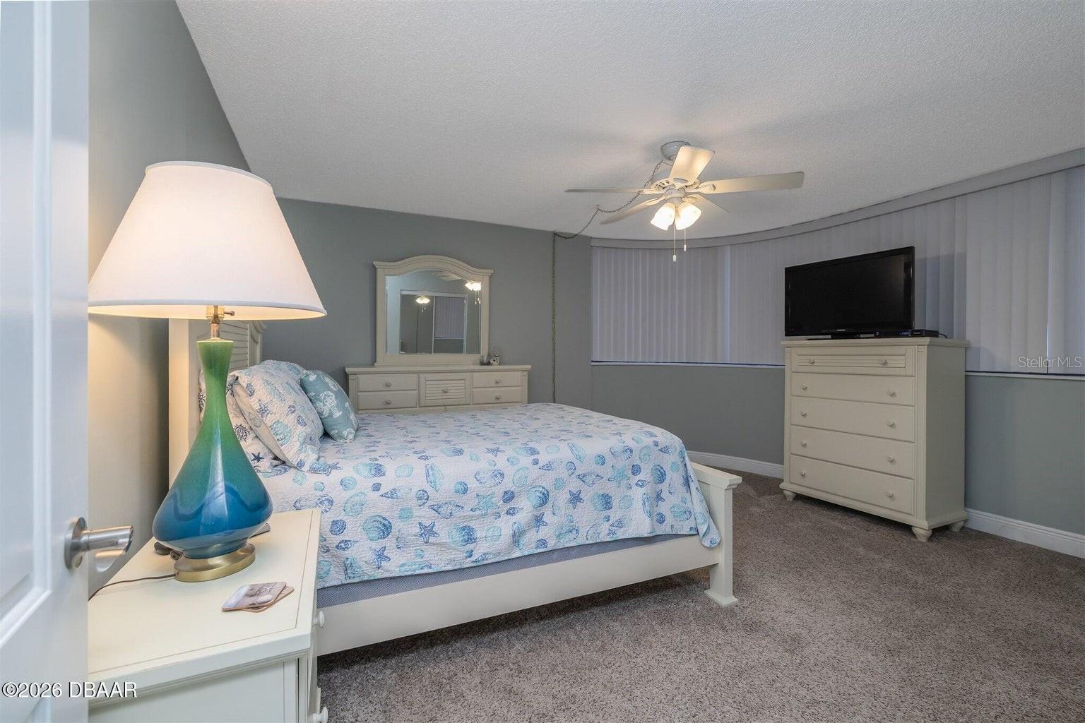 HORIZONS CONDO - Residential