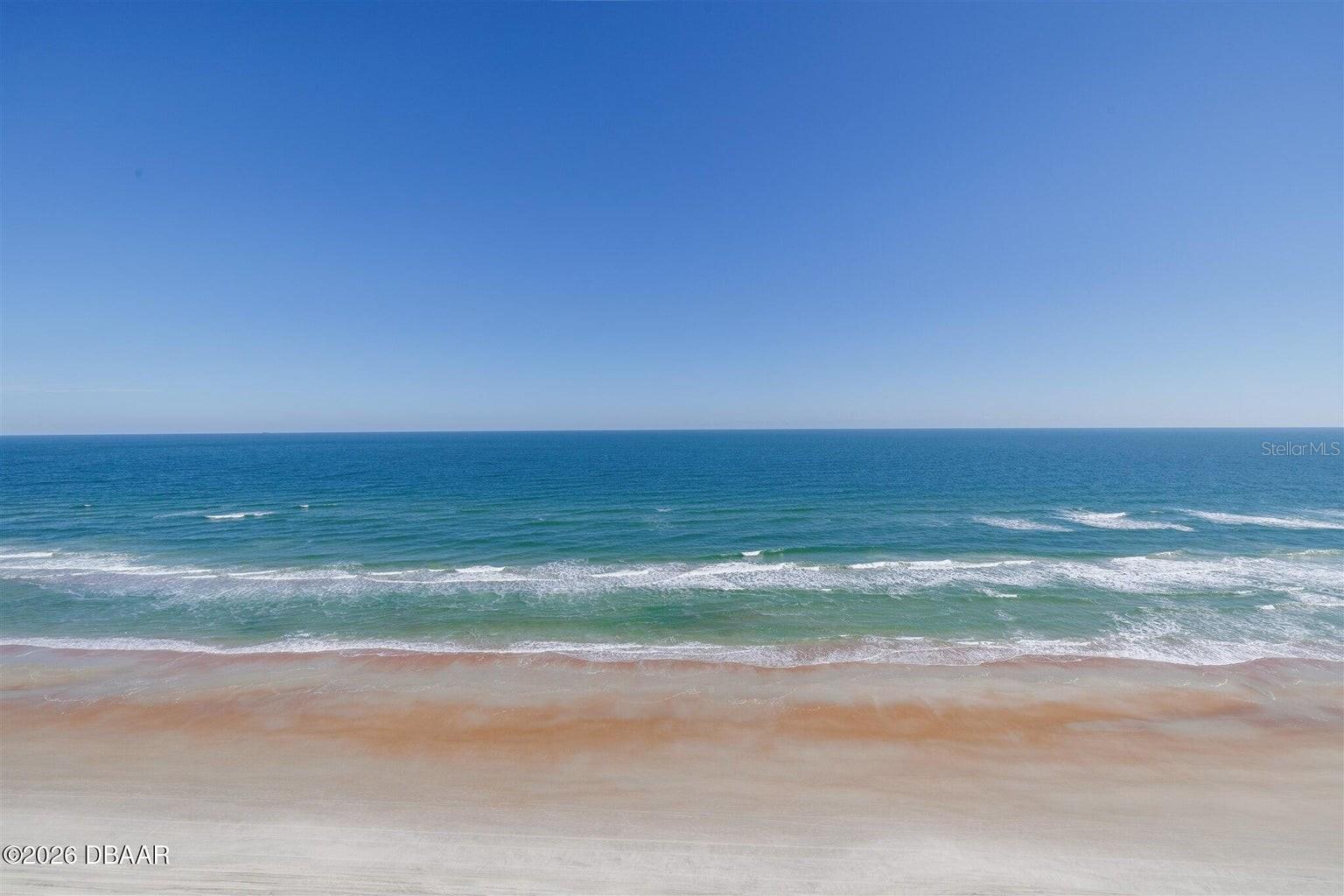 HORIZONS CONDO - Residential