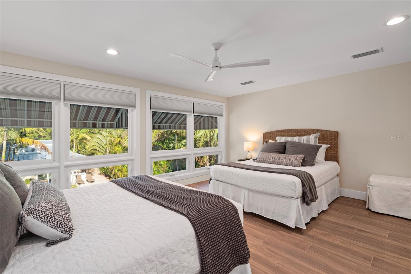 WHITE BEACH FRUIT CO PROP - Residential