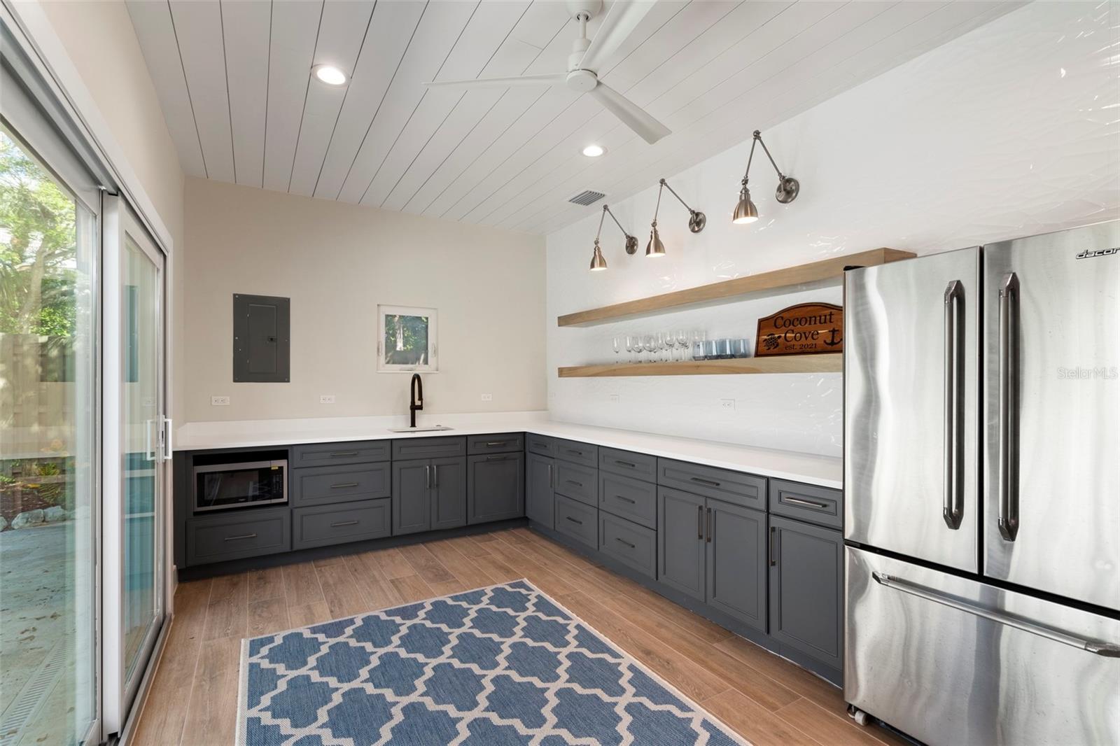 WHITE BEACH FRUIT CO PROP - Residential