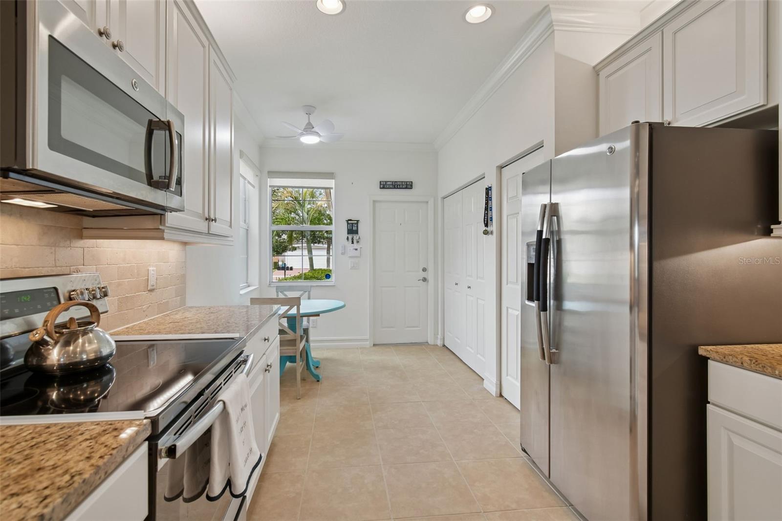 VALENCIA LAKES TR N - Residential