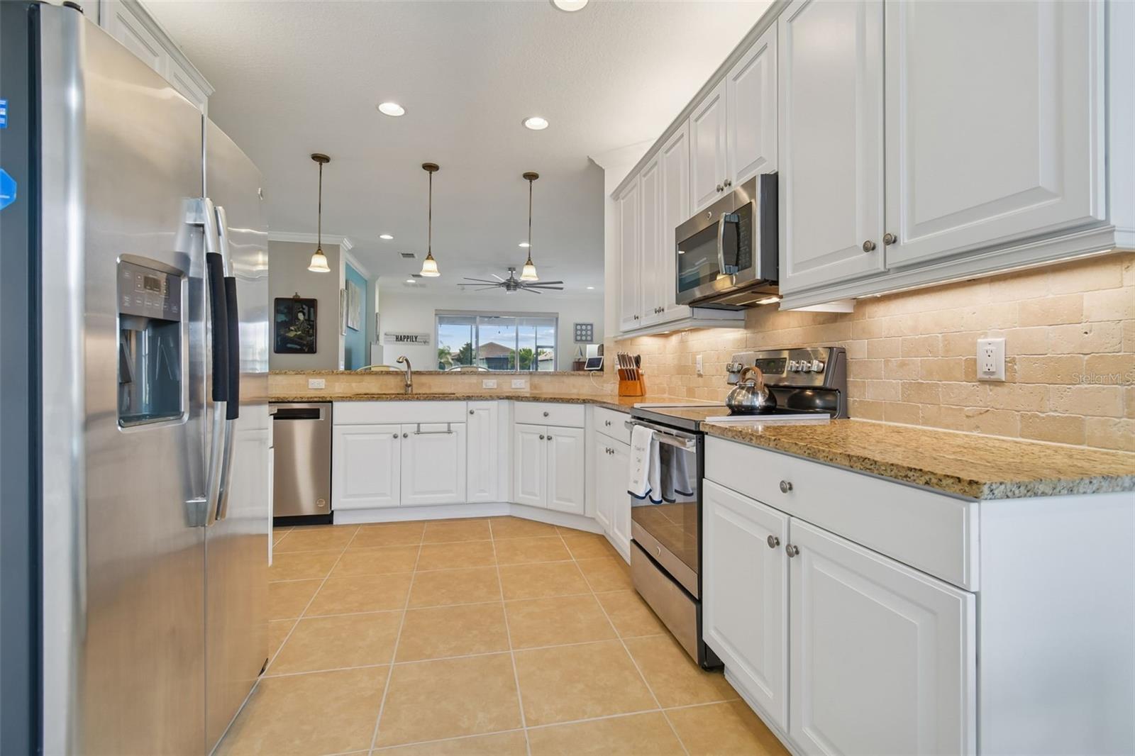 VALENCIA LAKES TR N - Residential