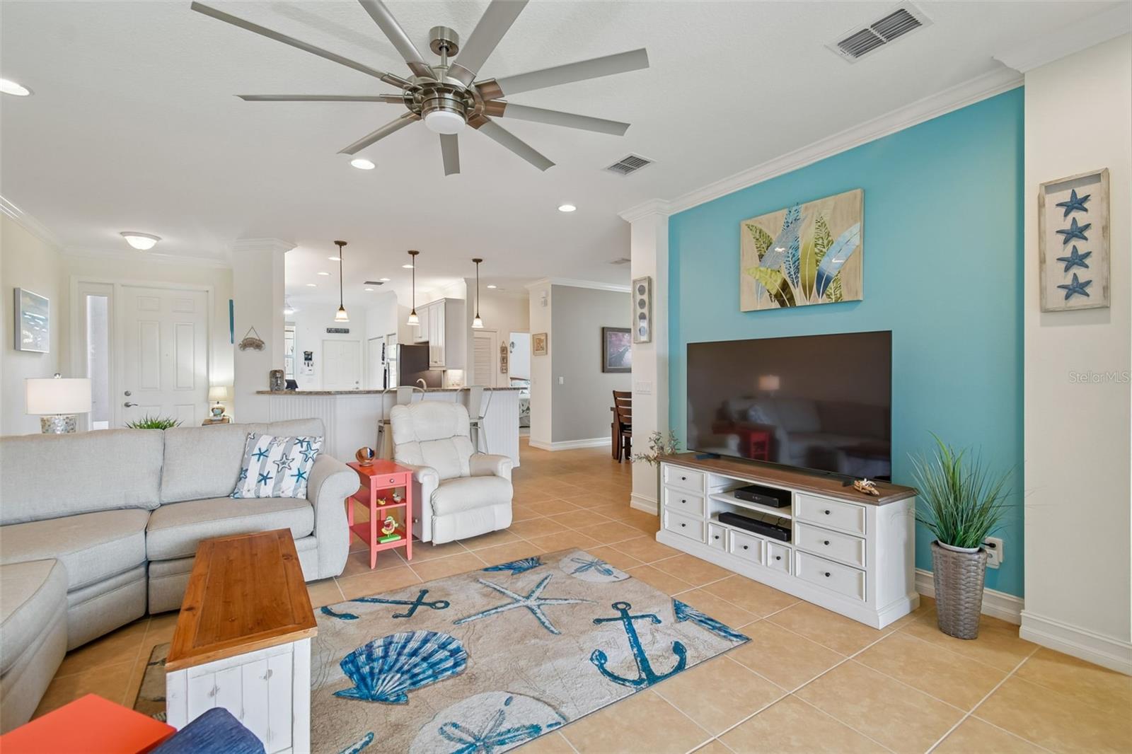 VALENCIA LAKES TR N - Residential