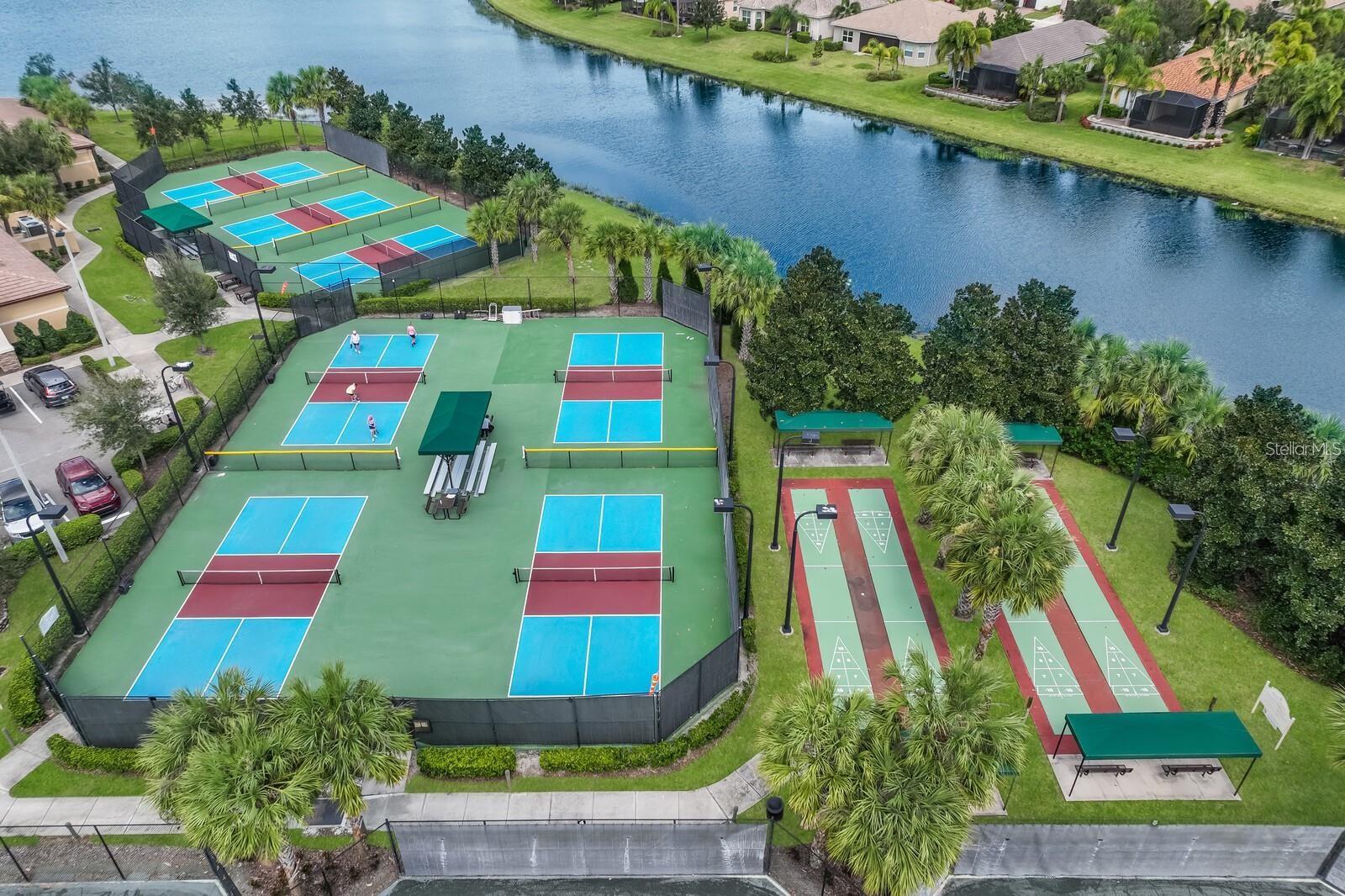 VALENCIA LAKES TR N - Residential