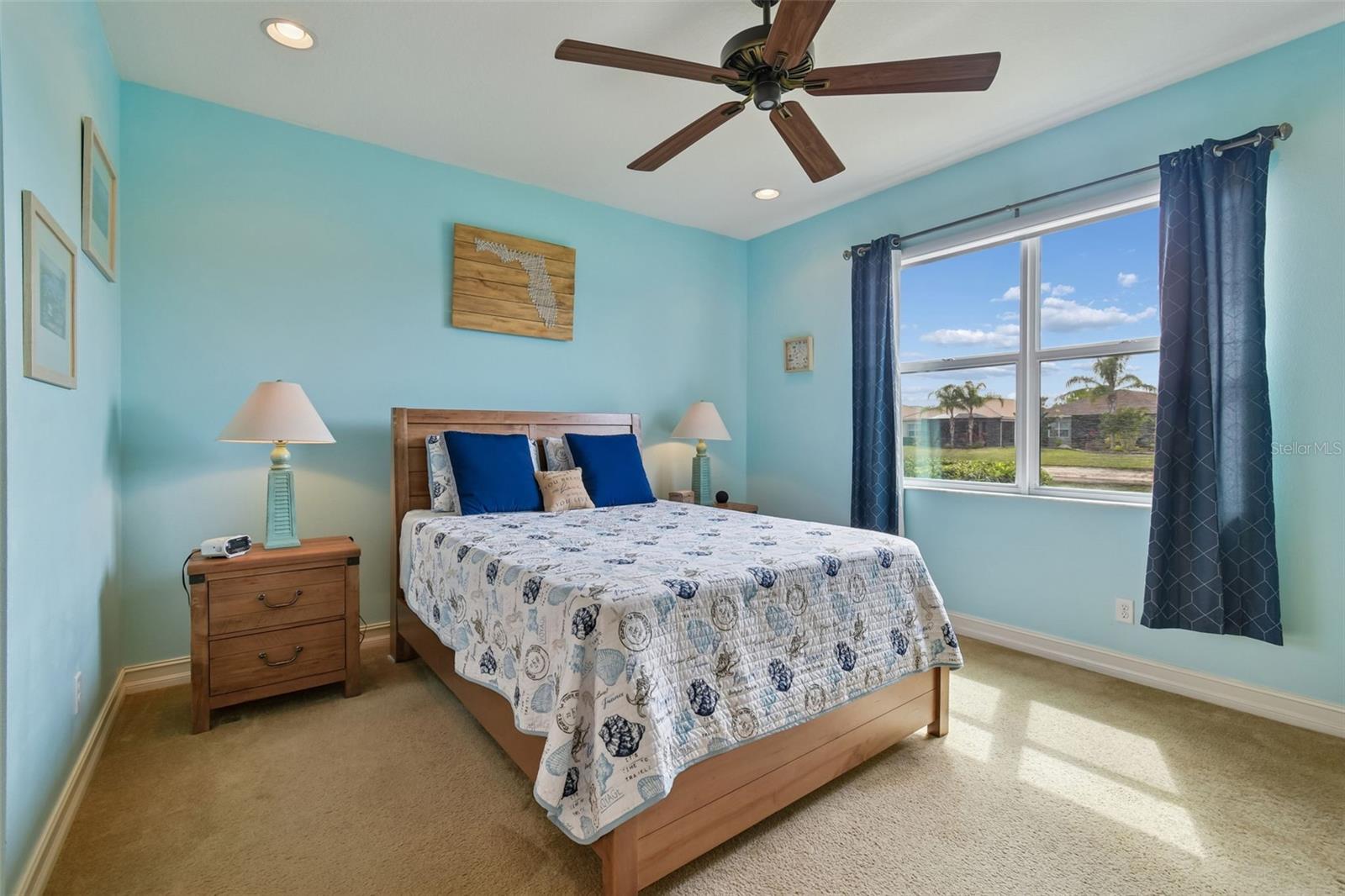 VALENCIA LAKES TR N - Residential