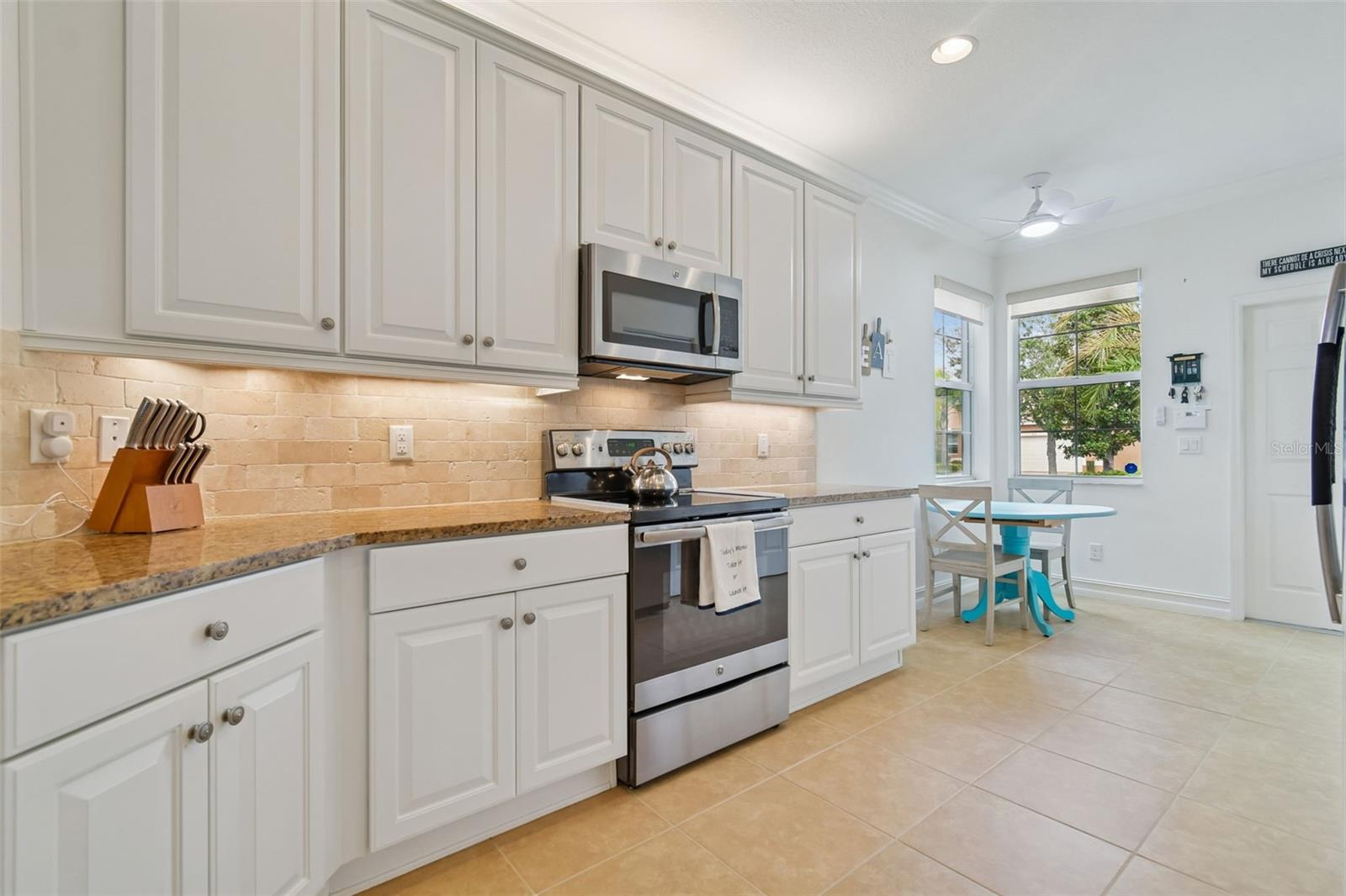 VALENCIA LAKES TR N - Residential