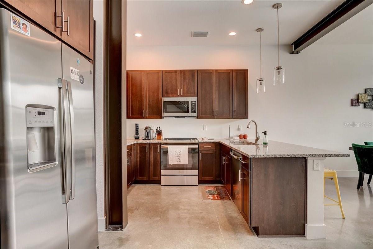 CARROLLWOOD CROSSINGS 2 - Residential