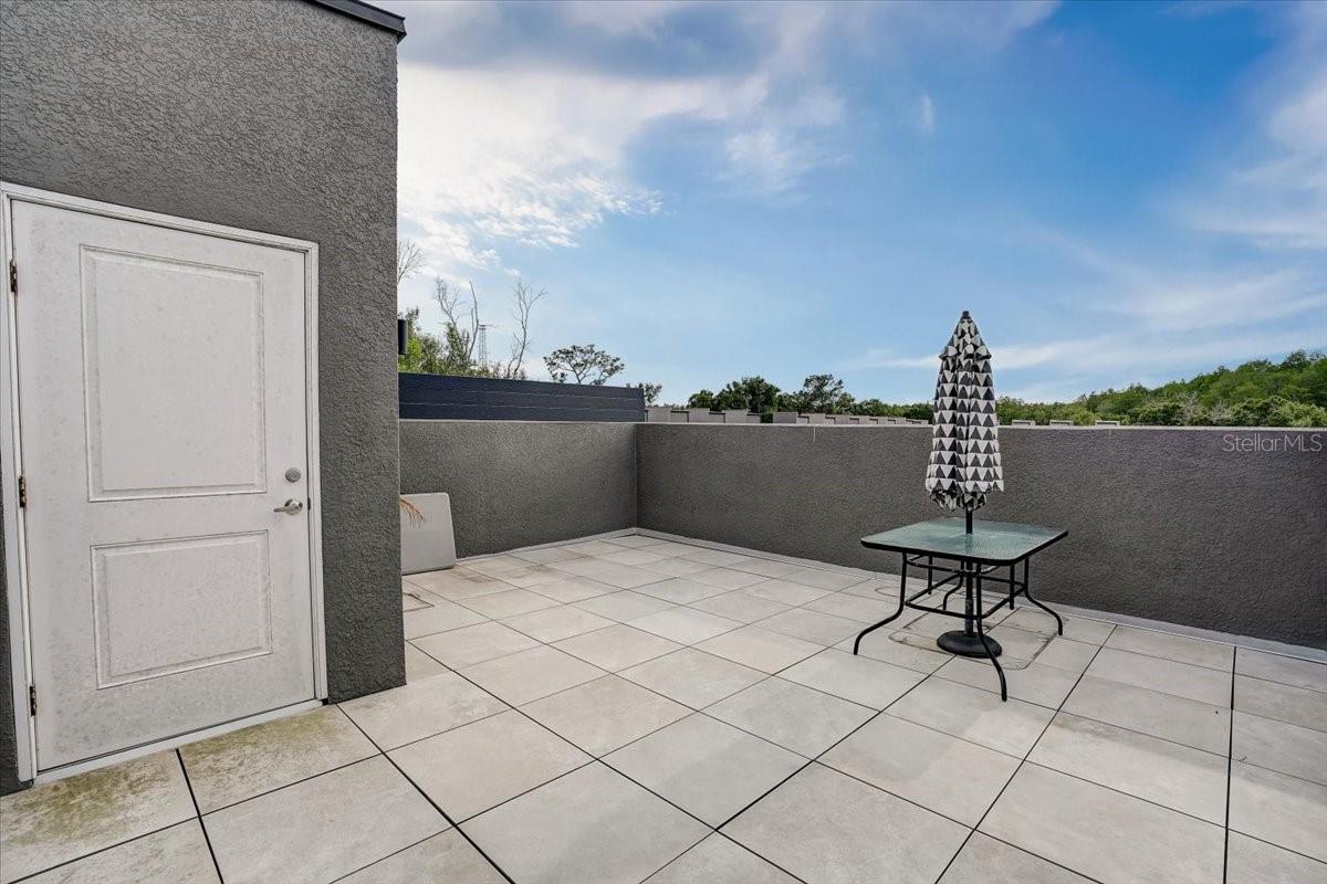 CARROLLWOOD CROSSINGS 2 - Residential