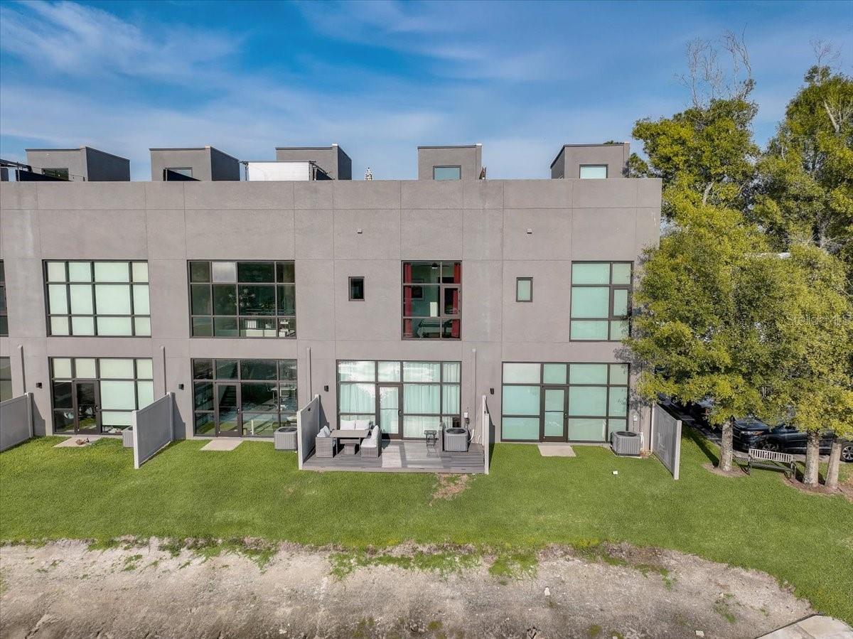 CARROLLWOOD CROSSINGS 2 - Residential