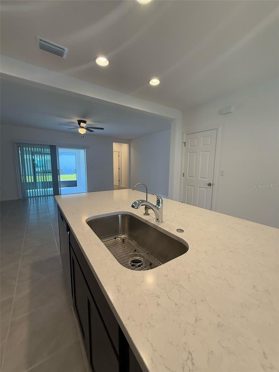 LEGACY LNDGS - Residential Lease