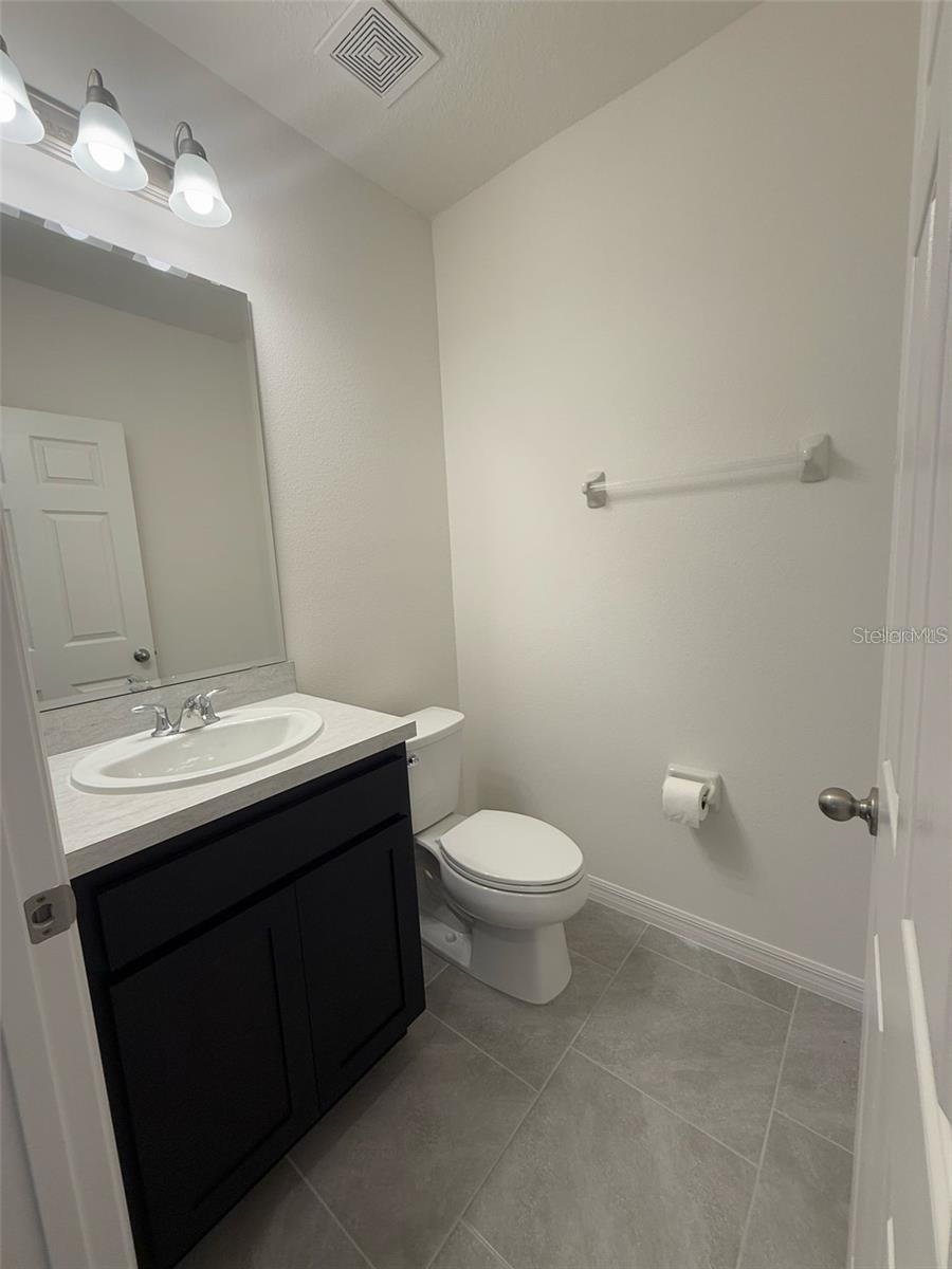 LEGACY LNDGS - Residential Lease