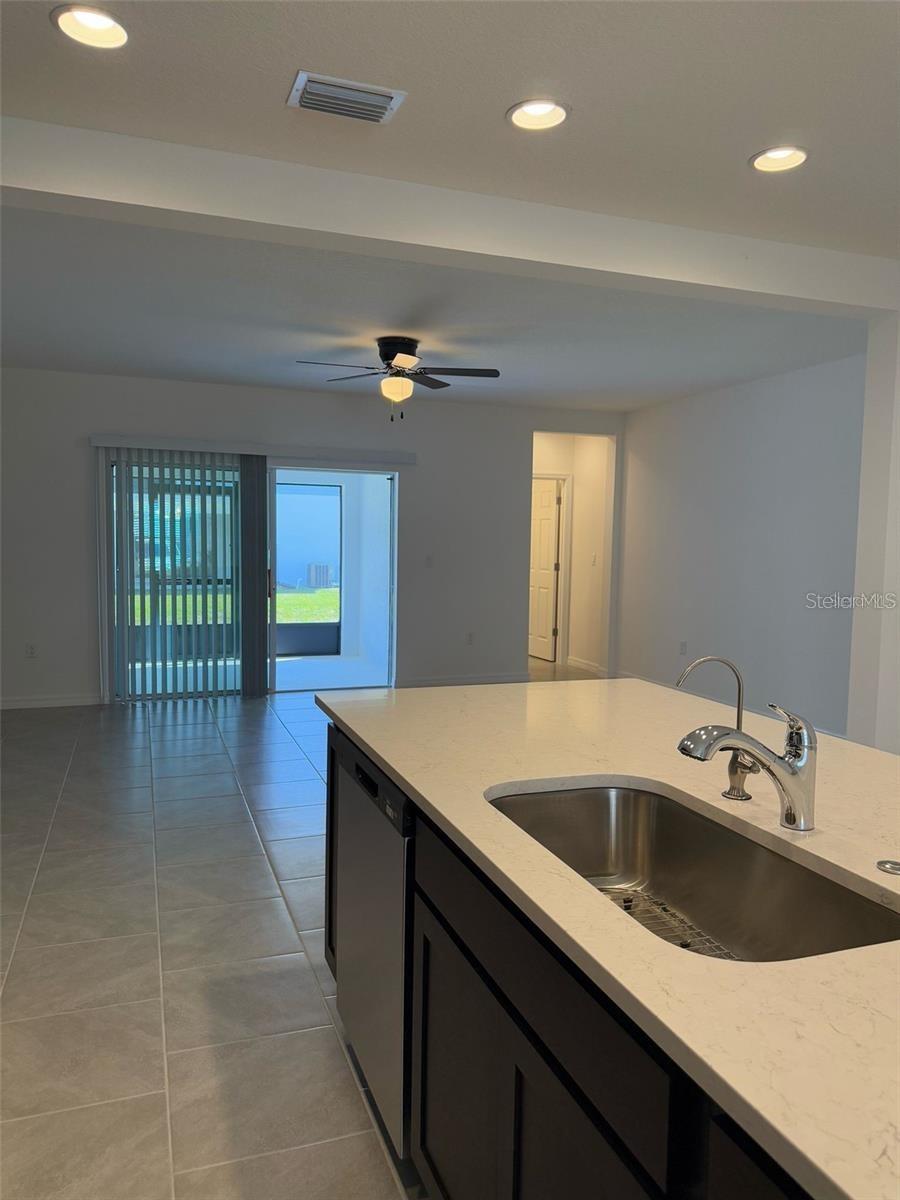 LEGACY LNDGS - Residential Lease