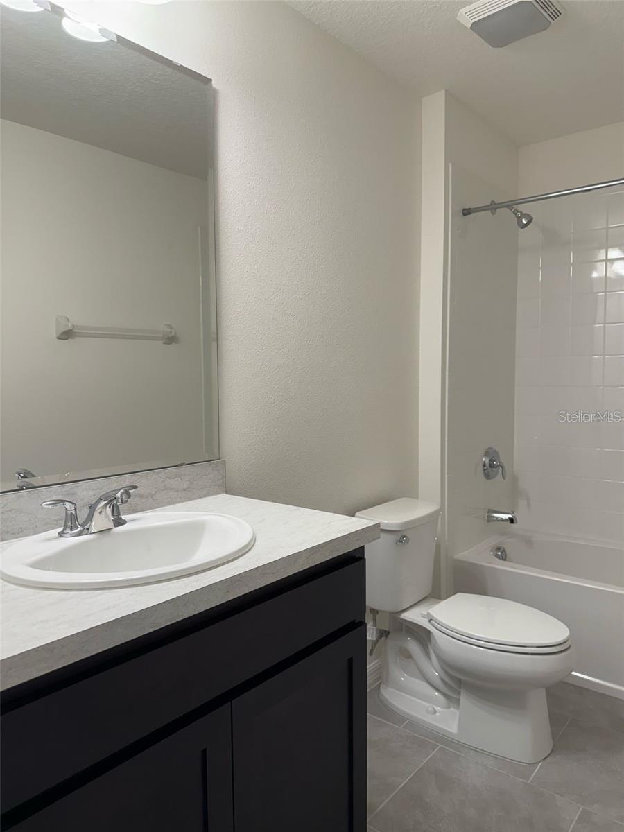 LEGACY LNDGS - Residential Lease