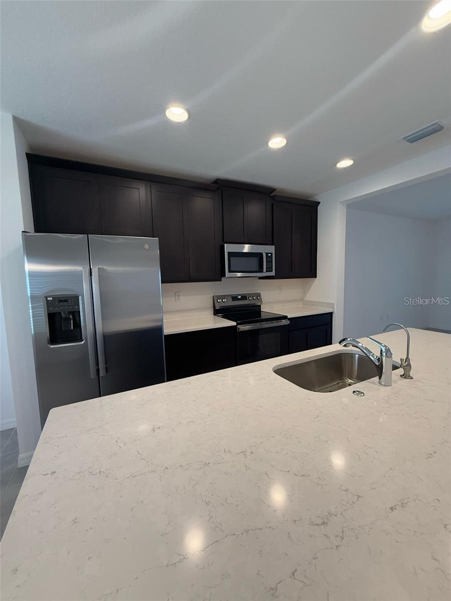 LEGACY LNDGS - Residential Lease