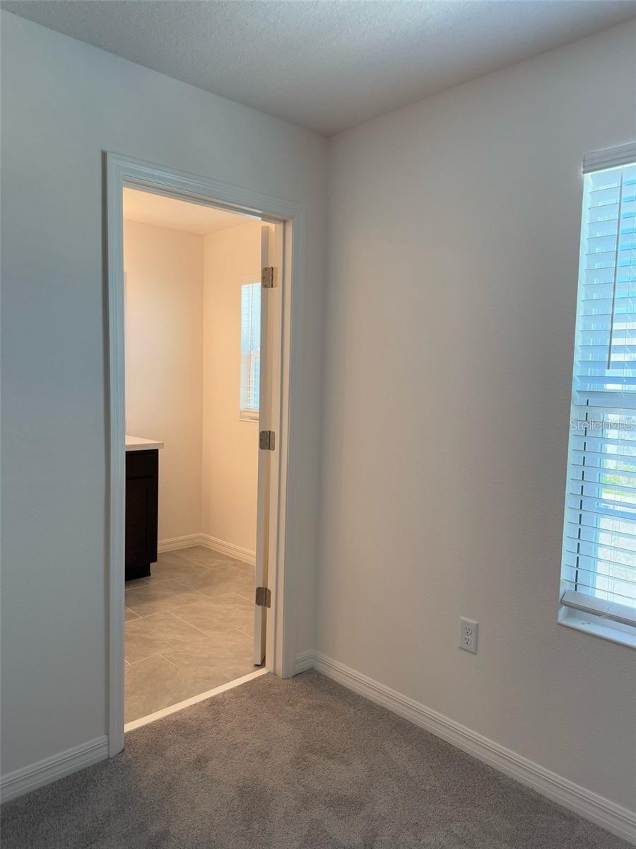 LEGACY LNDGS - Residential Lease