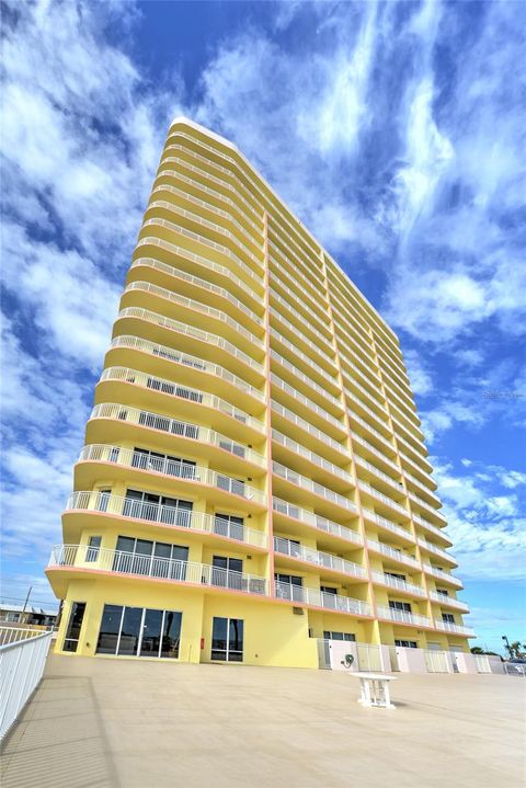 Condominium in DAYTONA BEACH FL 1900 ATLANTIC AVENUE 45.jpg