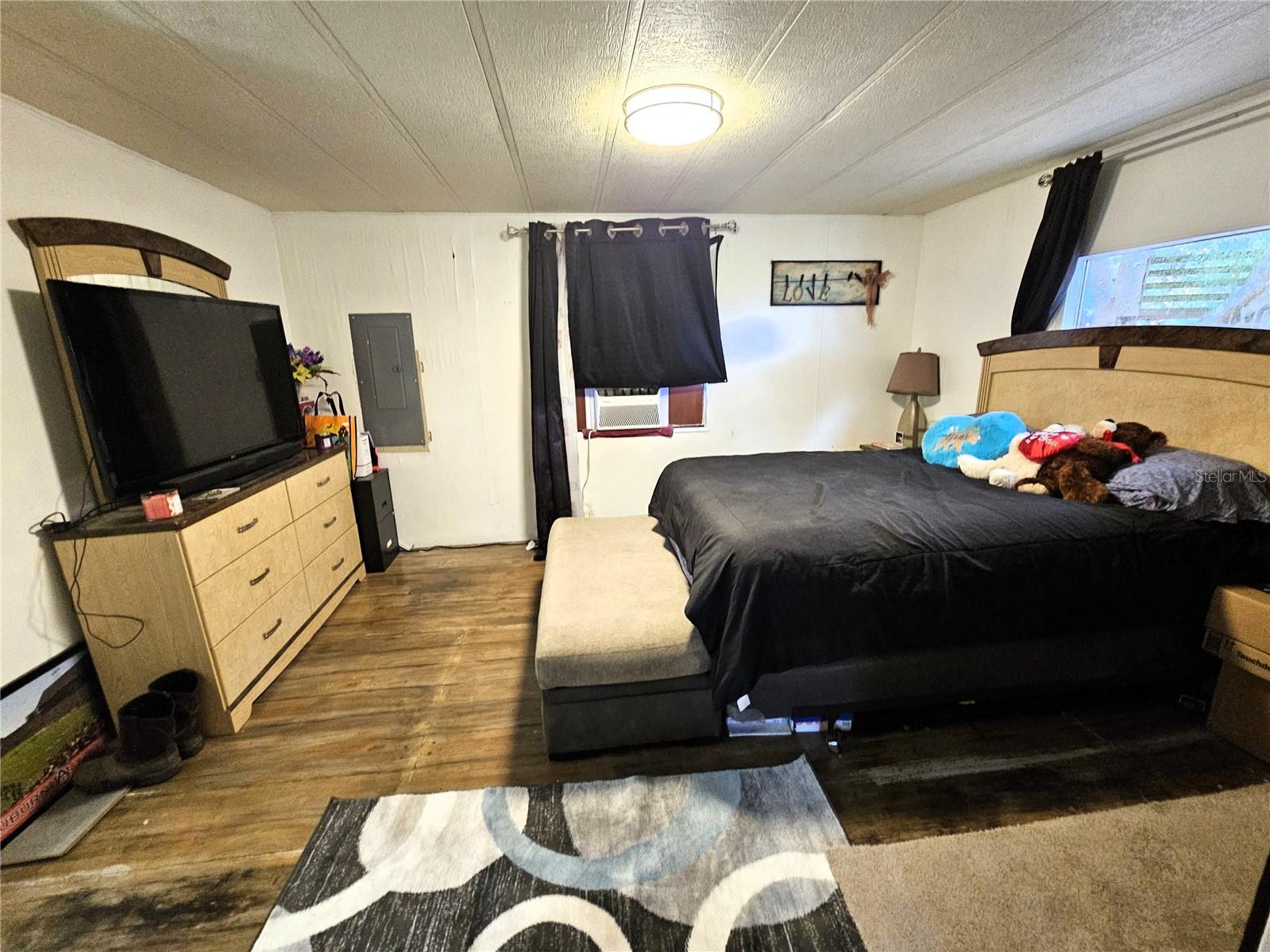 ZH COL SUB - Residential