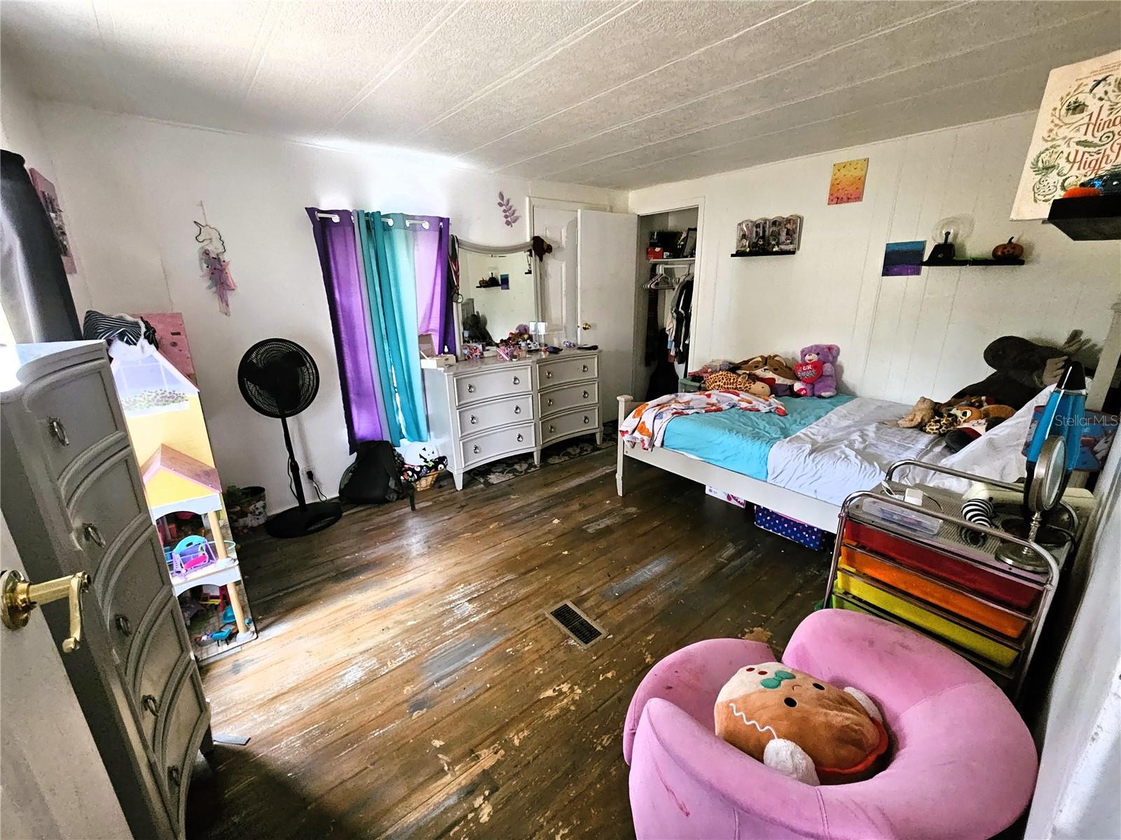 ZH COL SUB - Residential