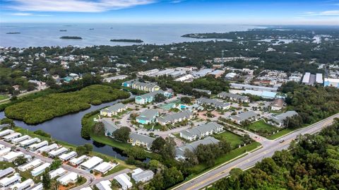 A home in PALM HARBOR