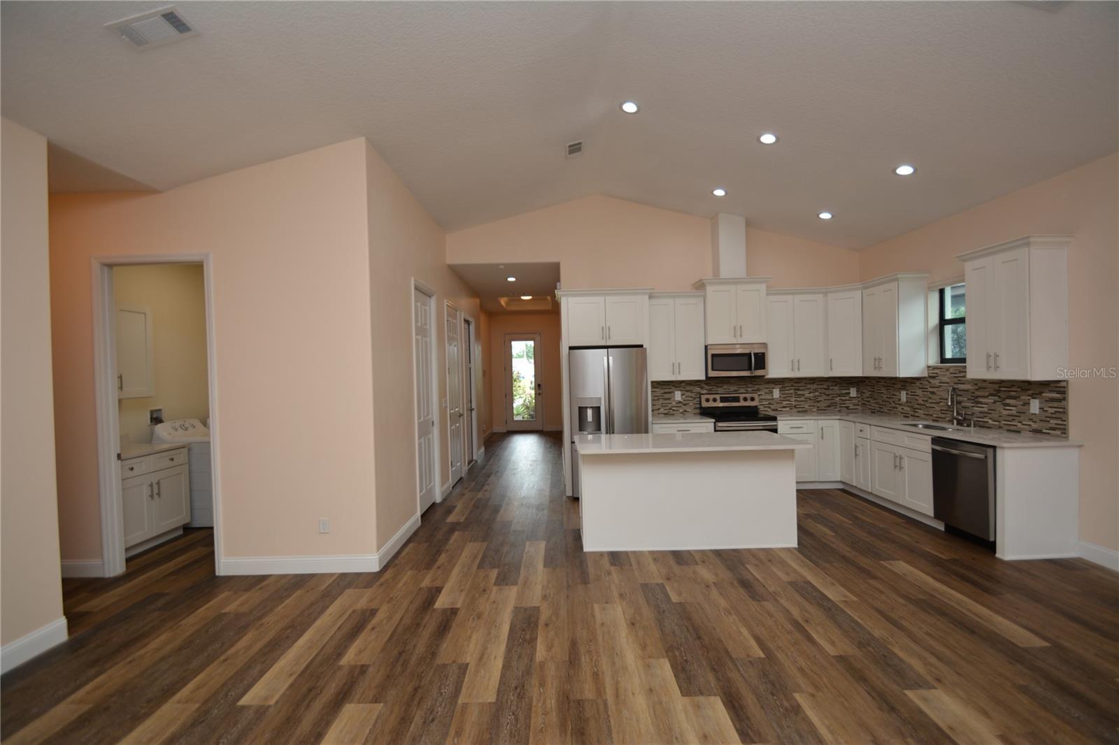 AMERICAN VILLAGE - Residential