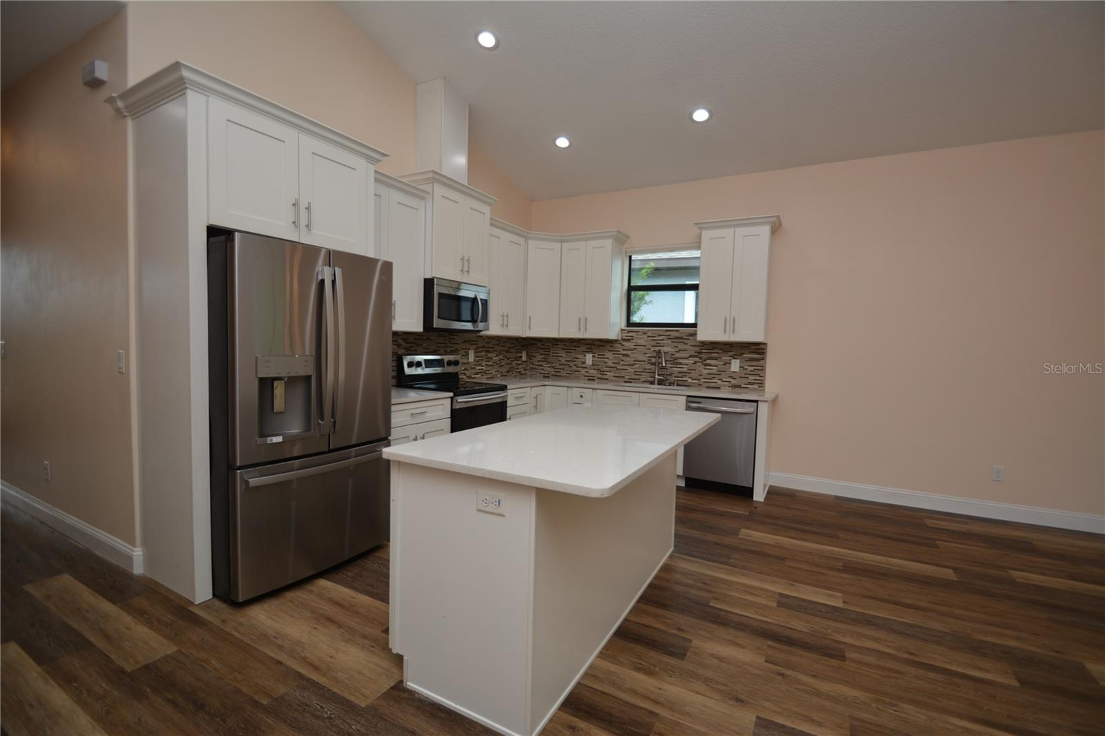 AMERICAN VILLAGE - Residential