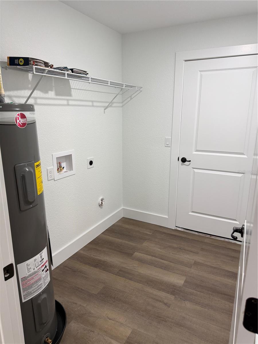 SILVER SPGS SHORES UN 38 - Residential