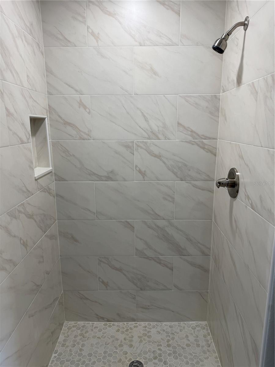 SILVER SPGS SHORES UN 38 - Residential